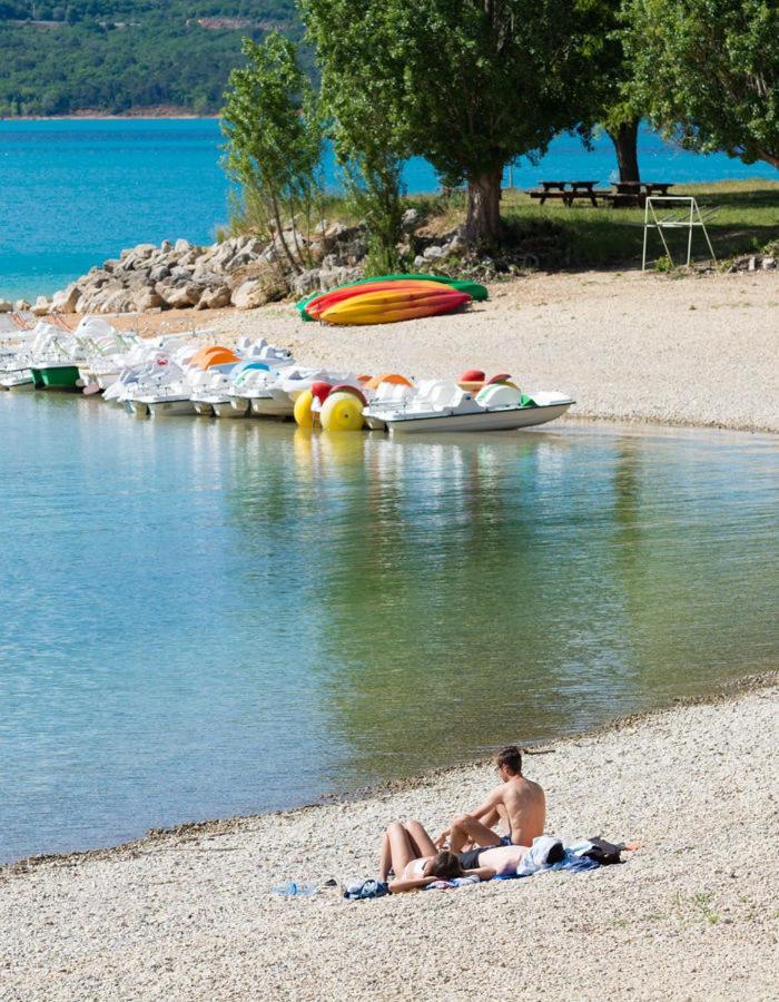 Vide Grenier 13 Octobre Charme Provencal Sur Verdon Ideal Pour Des A Petits Prix Egalement Pour Missions Et Mutations Sur Cadarache Chantier Iter Cohabitation Avec Collaborateurs Ou Petite Famille Dans L'attente D'acquerir Un Loge Apartment