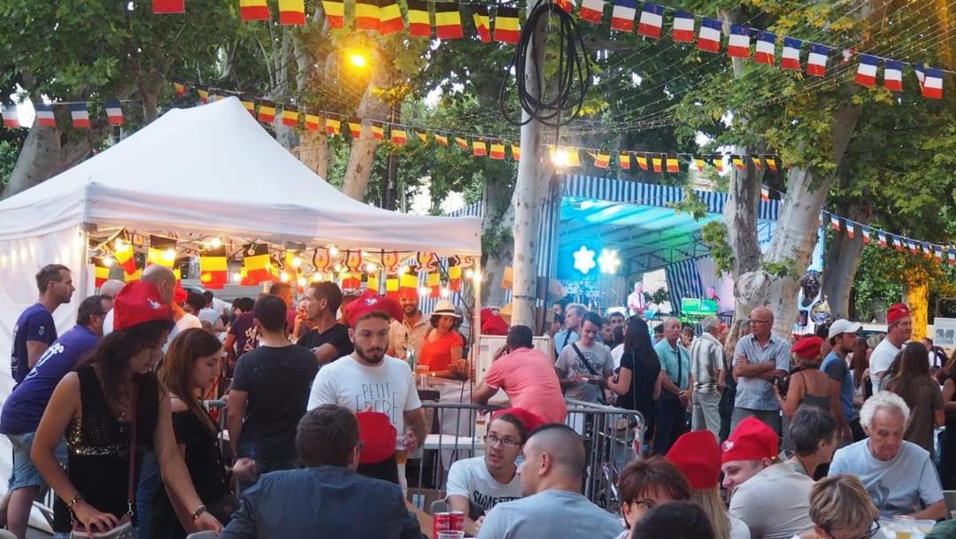 Vide Grenier 13 Octobre Charme Provencal Sur Verdon Ideal Pour Des A Petits Prix Egalement Pour Missions Et Mutations Sur Cadarache Chantier Iter Cohabitation Avec Collaborateurs Ou Petite Famille Dans L'attente D'acquerir Un Loge
